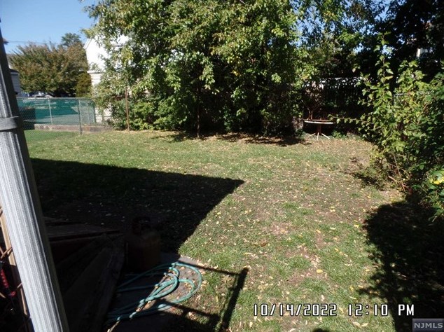 727 20th Ave, Paterson NJ  07504-1231 exterior