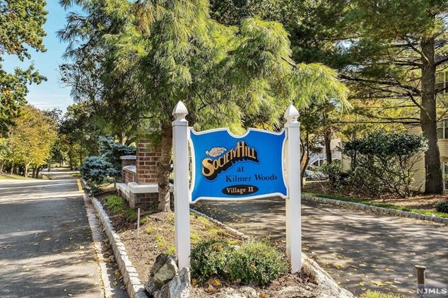 446 Poets Way, Mahwah, NJ 07430