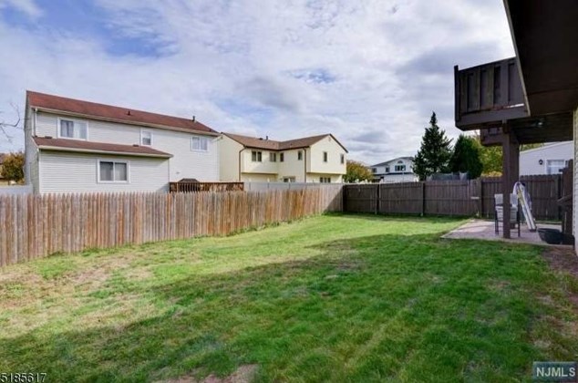 265 Parkside Dr, Union NJ  07083-5564 exterior