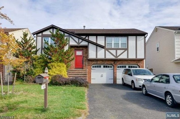 265 Parkside Dr, Union NJ  07083-5564 exterior