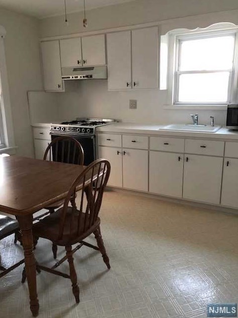 268 2nd Ave, Lyndhurst NJ  07071-1423 exterior