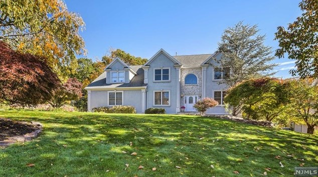 14 Stone Cliff Ter, Jefferson Twp, NJ 07438-8896