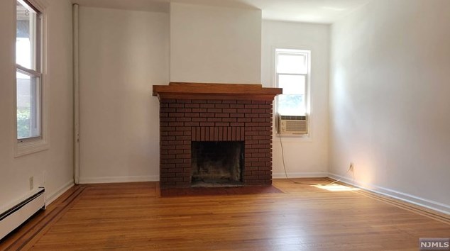 114 Queen Anne Rd, Bogota, NJ 07603