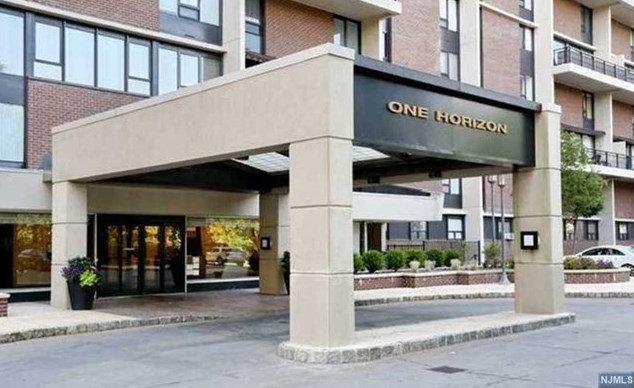 1 Horizon Rd #818, West Fort Lee, NJ 07024