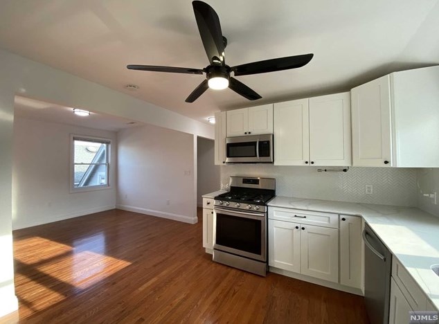 26 Van Rensselear St #3, Belleville, NJ 07109