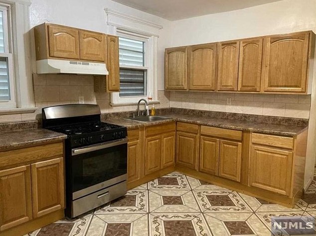 102 Myrtle Ave, Irvington, NJ 07111