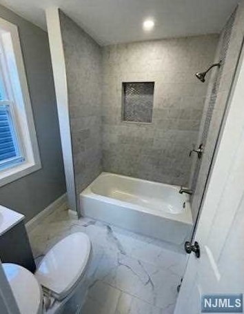 93 1st St, Clifton, NJ 07011