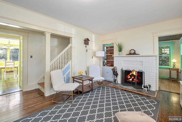 618 Frederick St, Ridgewood, NJ 07450