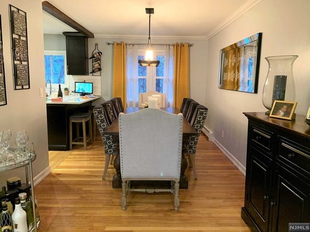 56 Sergent Ct, Bergenfield NJ  07621-1227 exterior