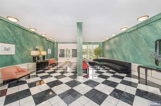 5 Roosevelt Pl #1g, Montclair, NJ 07042