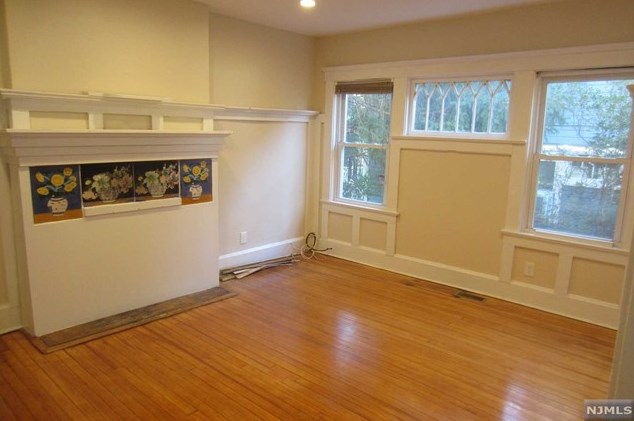 15-17 Hawthorne Pl, Montclair, NJ 07042
