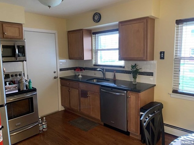 19 Rolling Ridge Rd #a, Montvale, NJ 07645