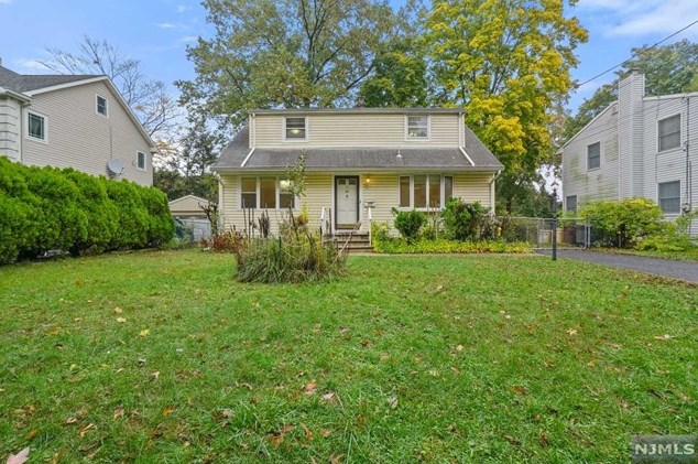 379 S Pleasant Ave, Ridgewood, NJ 07450