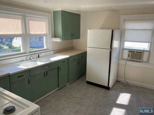 10 Maple Ave, Waldwick NJ  07463-1602 exterior
