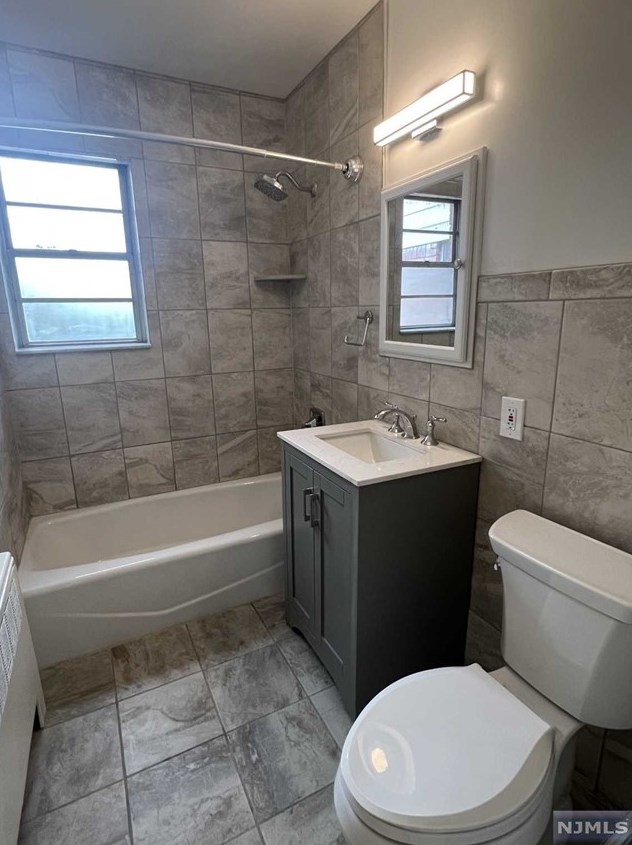 400 Knickerbocker Rd #2g, Dumont, NJ 07628