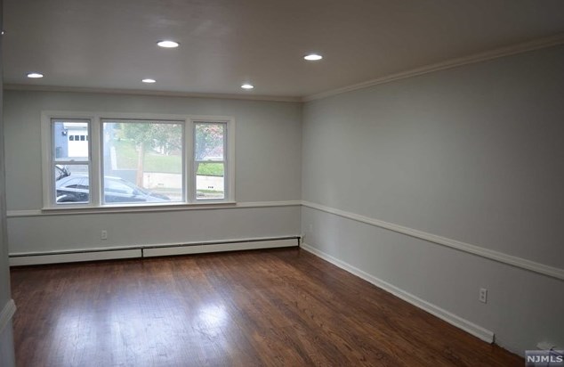 398 N 10th St #1st Floor, Paterson, NJ 07508