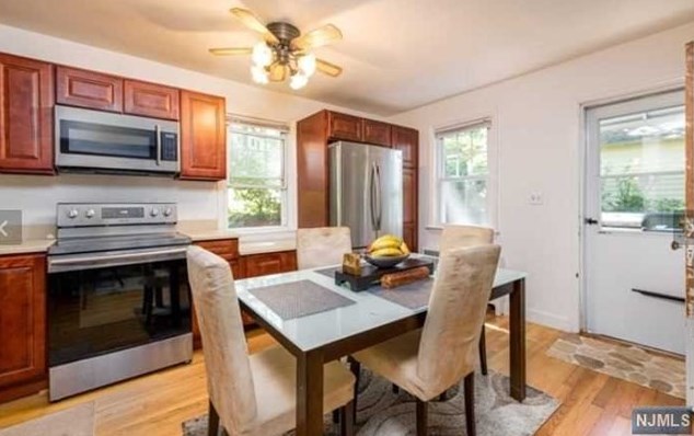 45 Forest Ave, Montvale, NJ 07645
