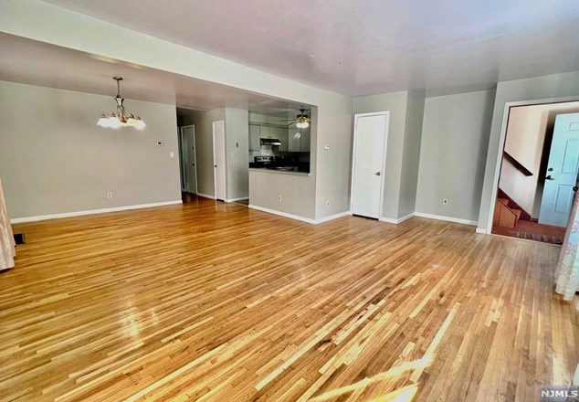 192 Belgrove Dr #1, Kearny, NJ 07032