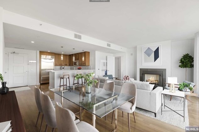 8100 River Rd #505, North Bergen, NJ 07047