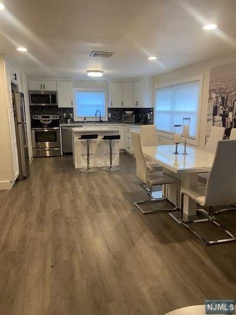 321 Undercliff Ave, Edgewater, NJ 07020