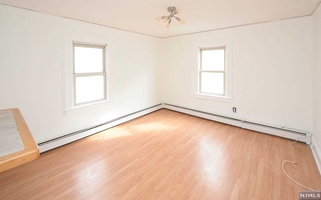 1515 82nd St, North Bergen, NJ 07047