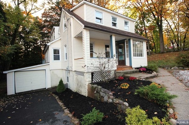 276 W Glen Ave, Ridgewood, NJ 07450