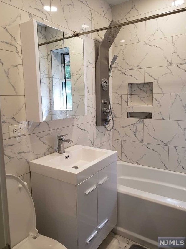 295 Tenafly Rd Apt D, Tenafly, NJ