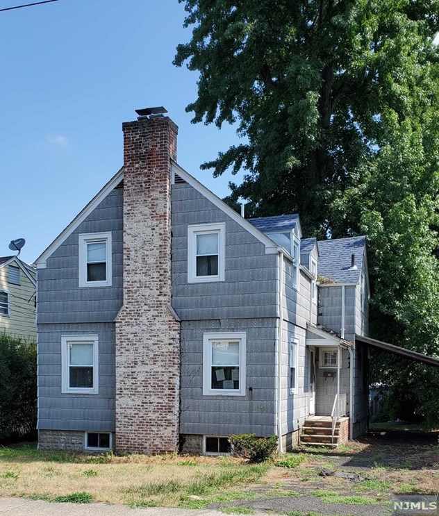124 Forest Pl, Rochelle Park, NJ 07662