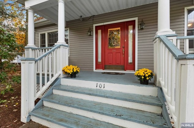 101 Mccoy Rd, Oakland, NJ 07436