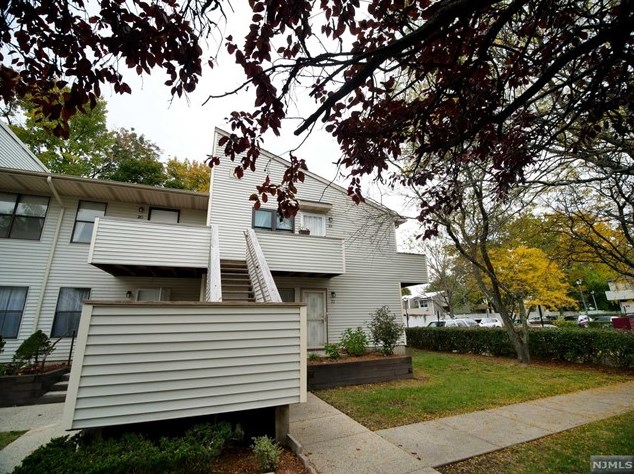 24 Coriander Way, Englewood, NJ 07631