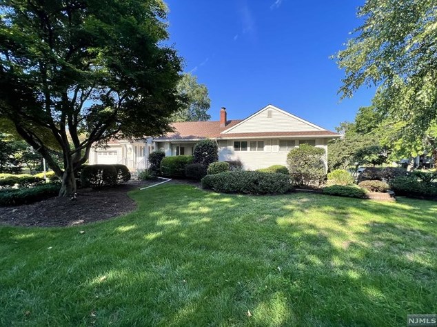 125 John St, Oradell, NJ 07649