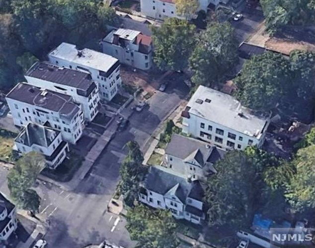 53-55 Fabyan Pl, Newark, NJ 07104
