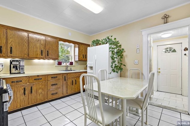 121 Washington St, Lodi NJ  07644-3202 exterior