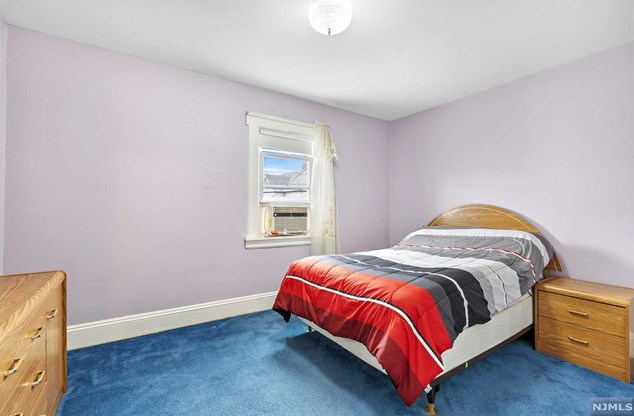 121 Washington St, Lodi NJ  07644-3202 exterior