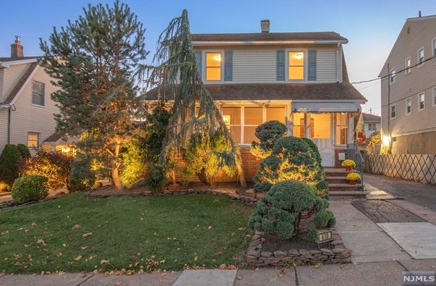 410 Madison Ave, Hasbrouck Heights, NJ 07604
