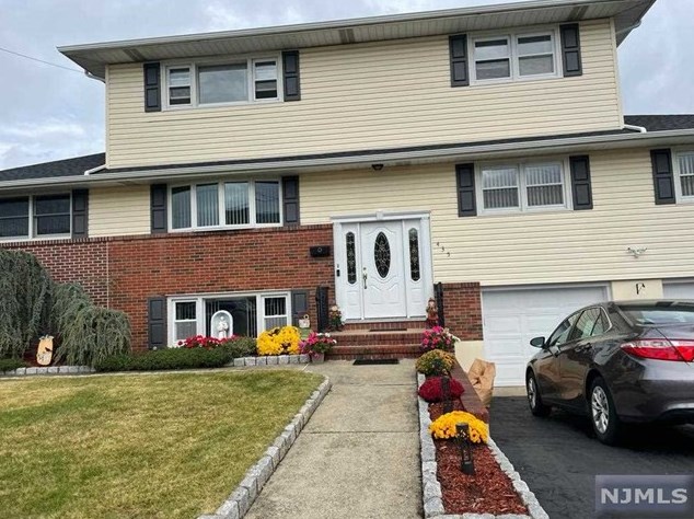 435 N Taylor Ave #2, South Hackensack, NJ 07606