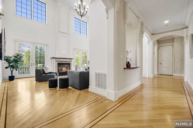 372 Woodland St, Englewood NJ  07631-2027 exterior