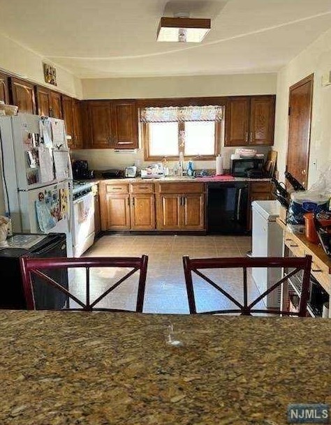 34 Prospect St, Outwater, NJ 07026