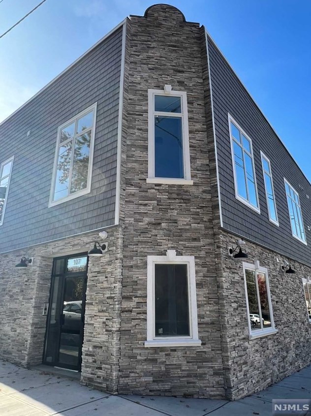 107 Central Ave #5, Ridgefield Park, NJ 07660