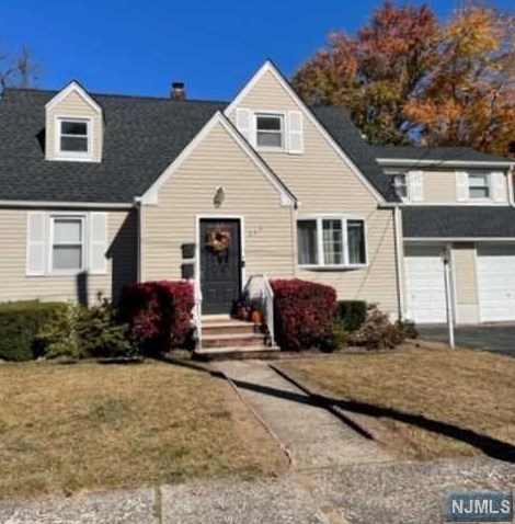 232 David Hooper Pl, Westwood NJ  07675-1910 exterior