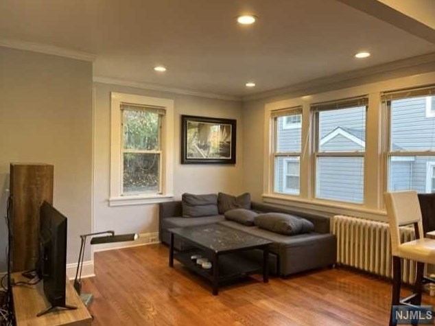 4 Maple St, Edgewater NJ  07020-1510 exterior