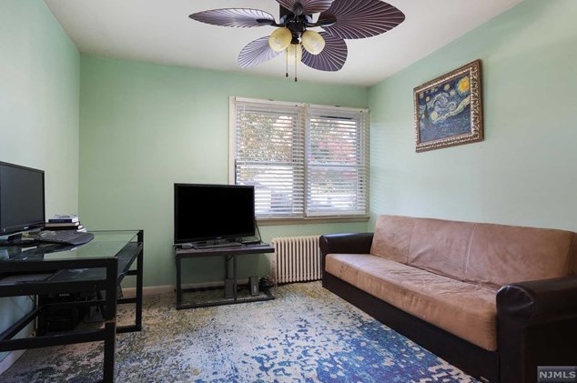 88 Fournier Crescent, Elmwood Park, NJ 07407