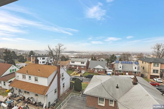 570 Fairview Ave #12, Fairview, NJ 07022