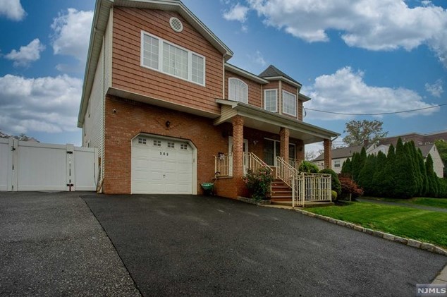 509 Trotters Ln, Elizabeth, NJ 07208-0020