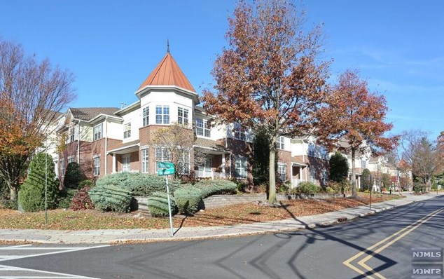 187 Paterson Ave #233, Midland Pk, NJ 07432