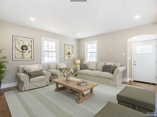 305 Levinsohn Pl, Englewood, NJ 07631