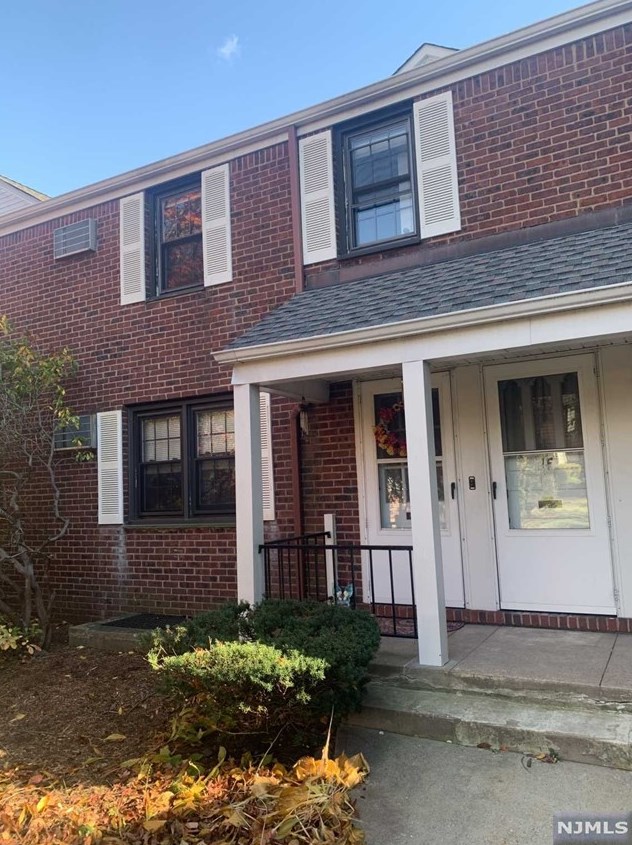 445 Union Ave #1f, Rutherford, NJ 07070