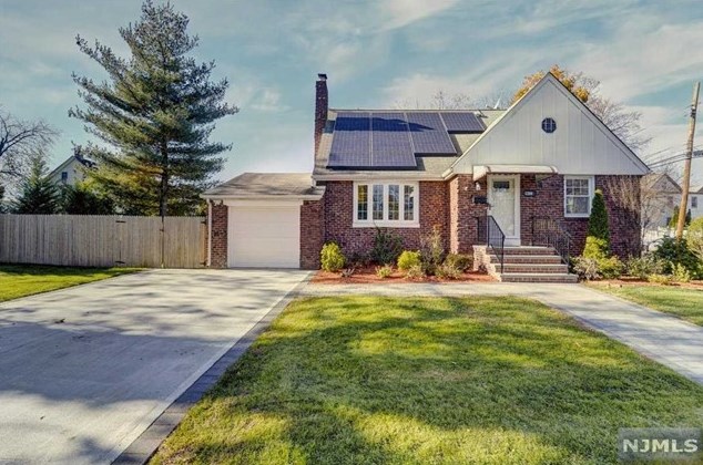 1208 Overlook Ave, Teaneck, NJ 07666