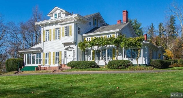 235 Wearimus Rd, Ho Ho Kus, NJ 07423