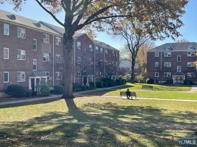 1491 E Terrace Cir Apt 3, Teaneck, NJ 07666